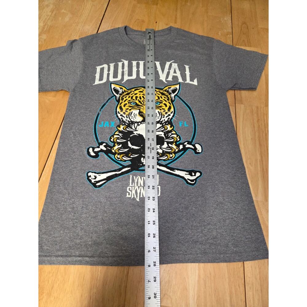 Lynyrd Skynyrd Jacksonville Jaguars NFL Duval Graphic T Shirt Small Nwot - Picture 8 of 13